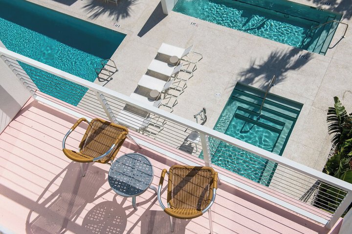 The Sarasota Modern a Tribute Portfolio Hotel