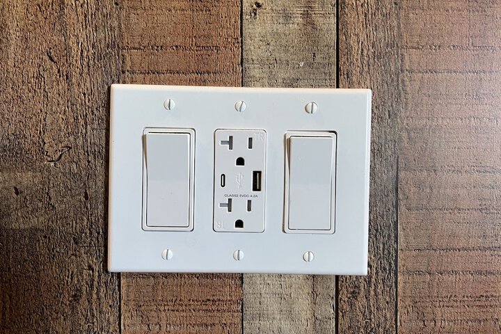 Room 15 of 18