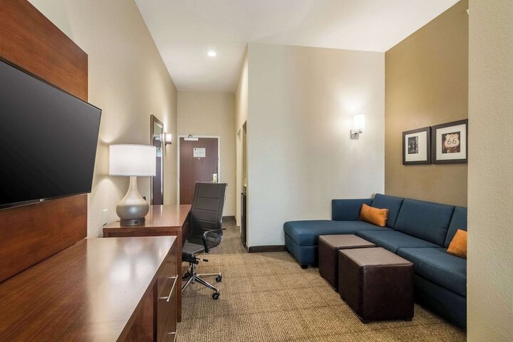 Room 25 of 44