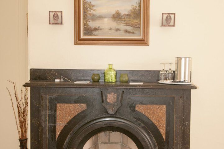 Candlebay Inn