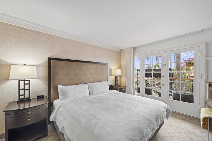 14 West Hotel