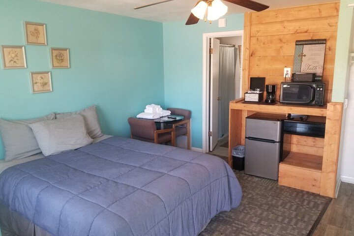 Two Rivers Inn