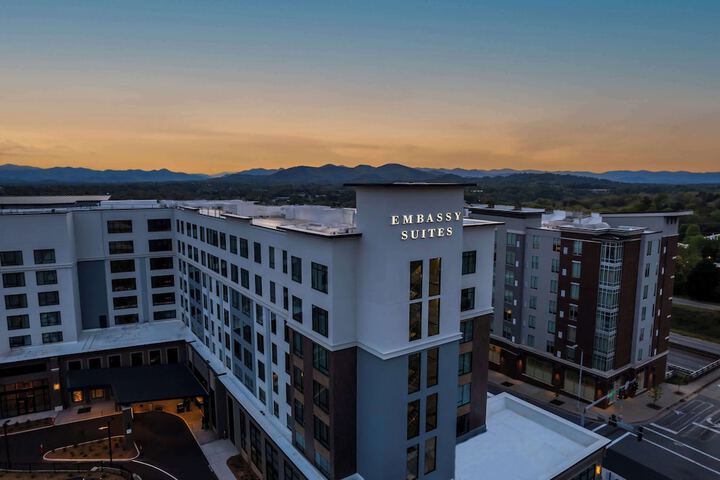 Hotel 4 of 85