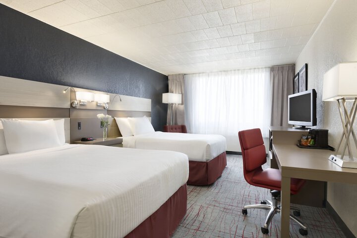 Room 13 of 22