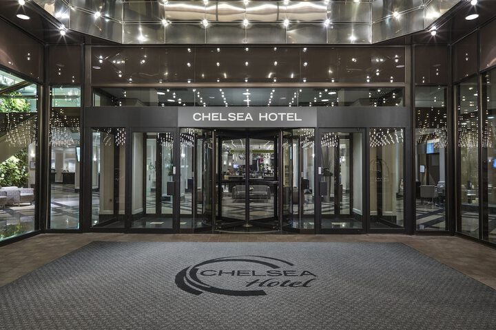 Hotel 4 of 93