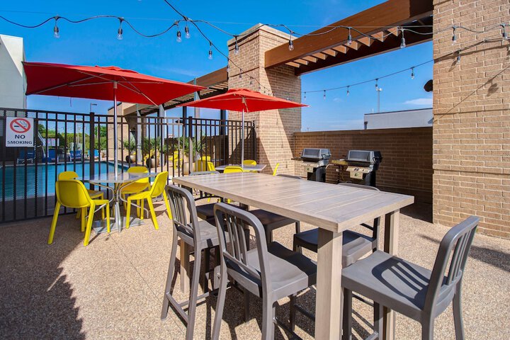 Terrace/Patio 42 of 44