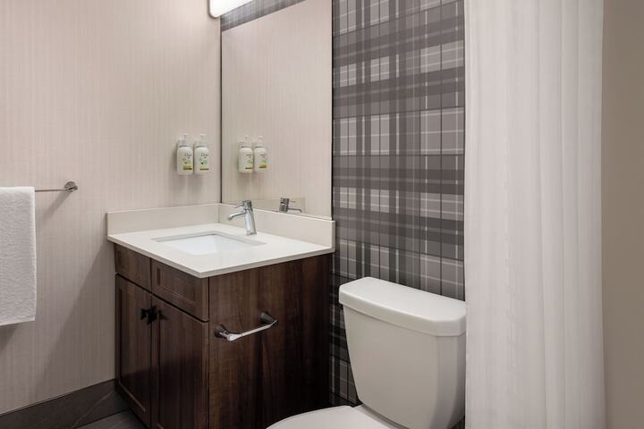 Pomeroy Hotel Fort McMurray