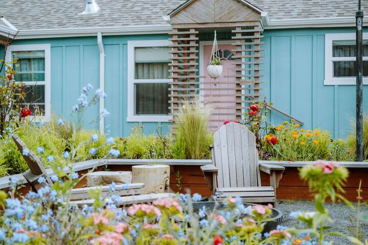 Inn at Haystack Rock