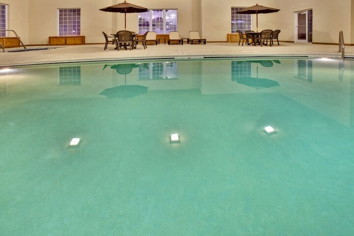 Pool 4 of 35