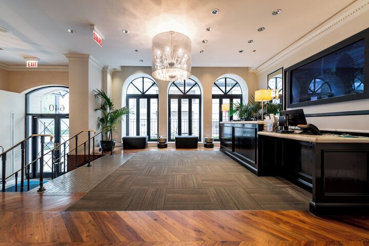 Hotel 7 of 65