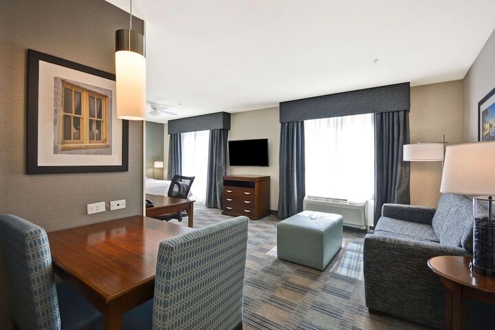 Room 25 of 49