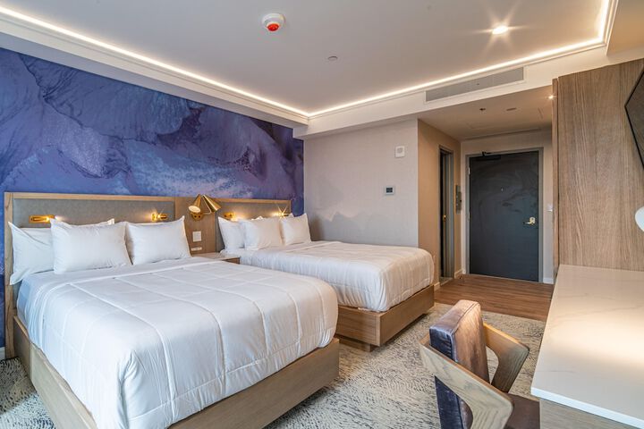 Room 35 of 70