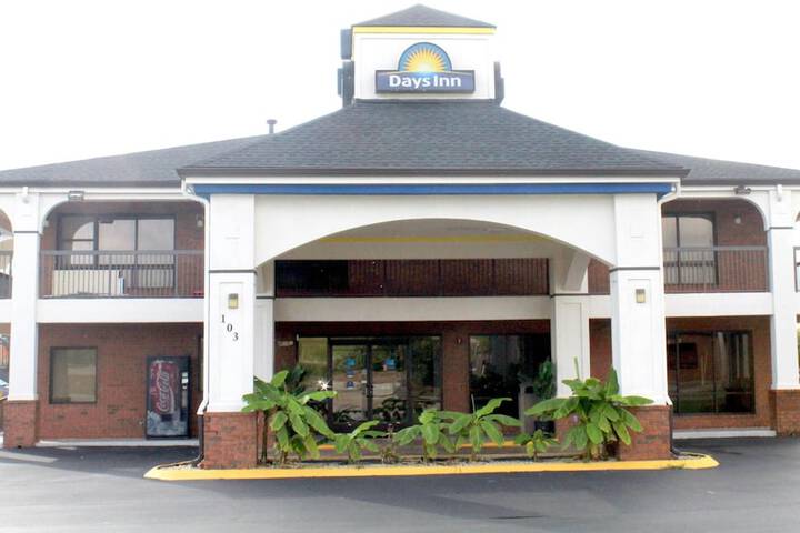 Days Inn by Wyndham Franklin