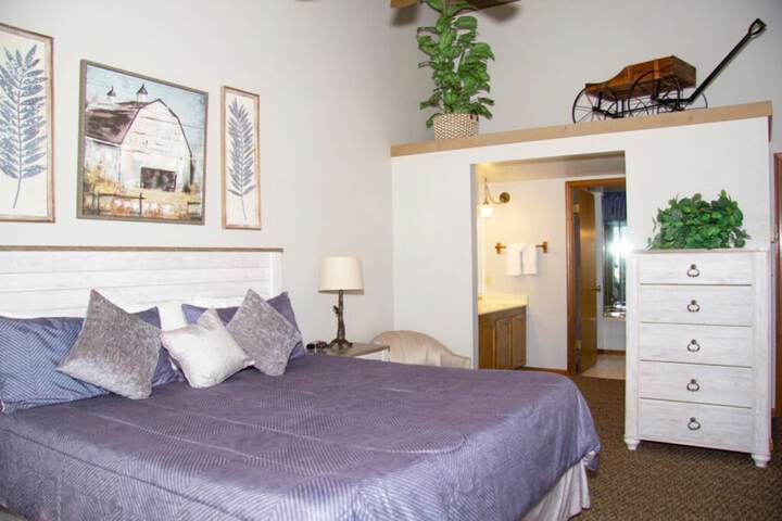 Room 16 of 38