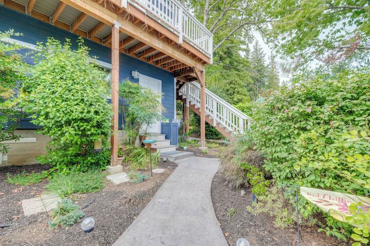 Bremerton Studio w / Bay View: Beach Access!