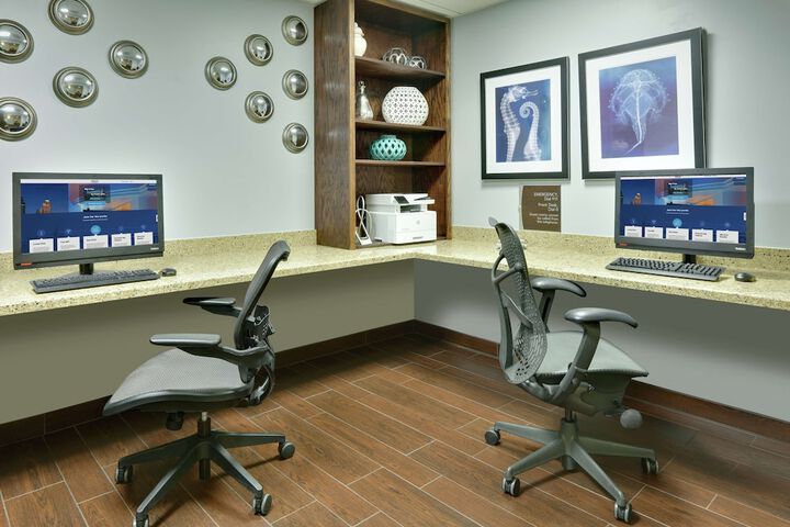 Business Center 23 of 23