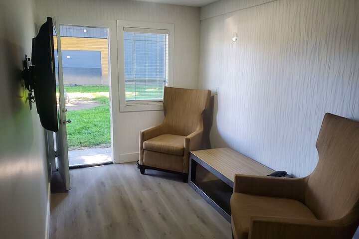 Room 21 of 33