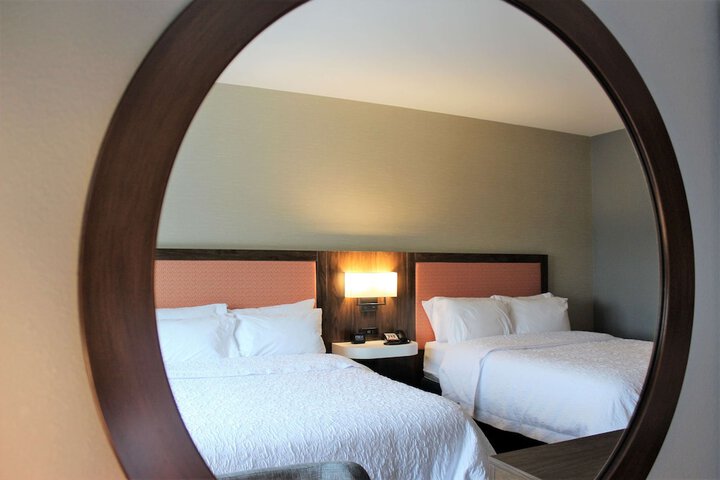 Room 47 of 63