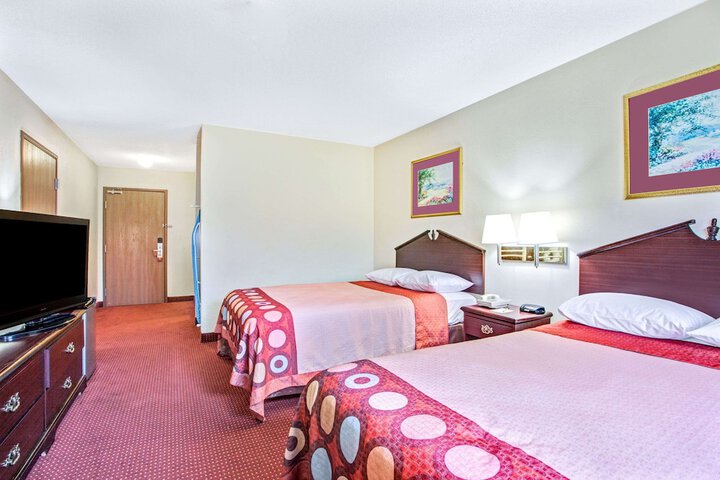 Room 7 of 29