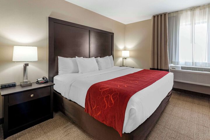 Room 5 of 32