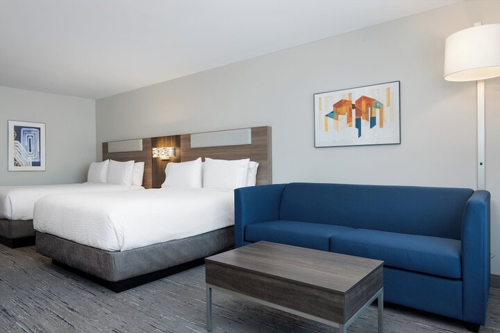 Holiday Inn Express & Suites Stevensville Benton Harbor by IHG