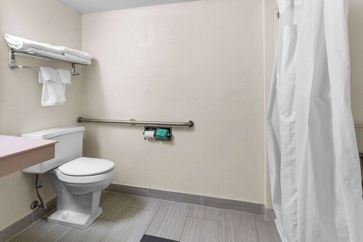 Room 20 of 54