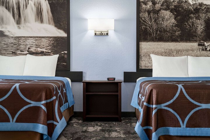 Room 26 of 30