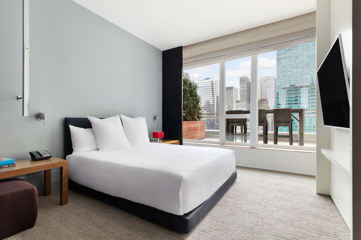 Room 46 of 64