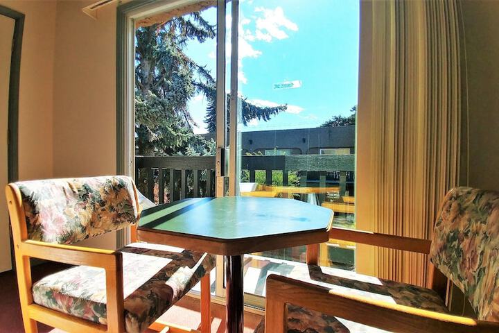 Divya Sutra Plaza and Conference Centre Vernon, BC