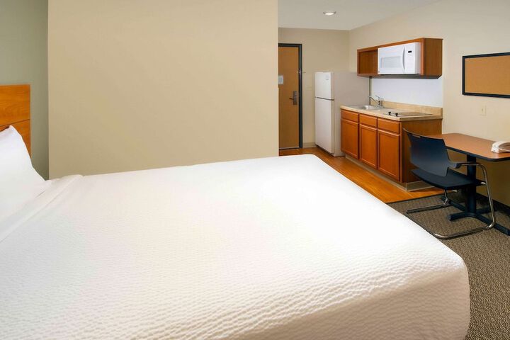 Room 18 of 23