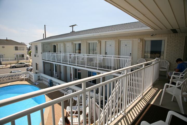 Hotel 1 of 12