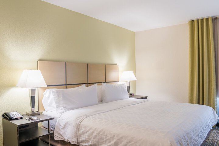 Candlewood Suites Bay City by IHG