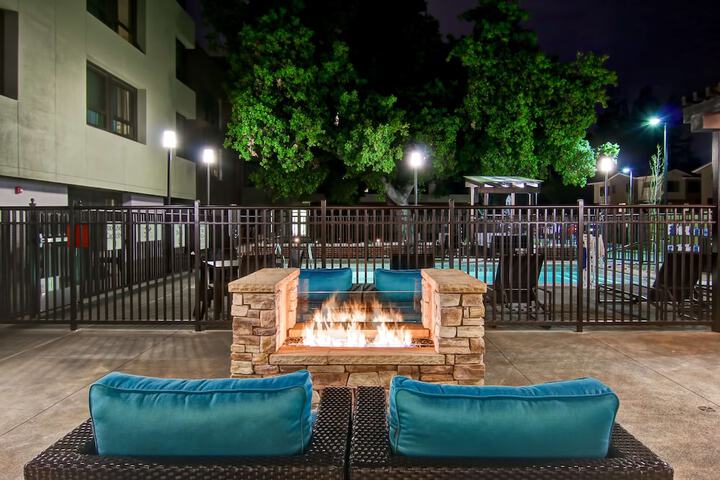 Terrace/Patio 34 of 36