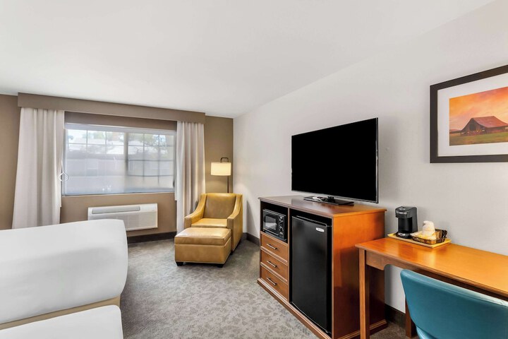 Room 31 of 37