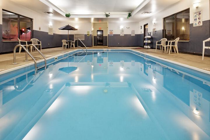 Pool 4 of 62