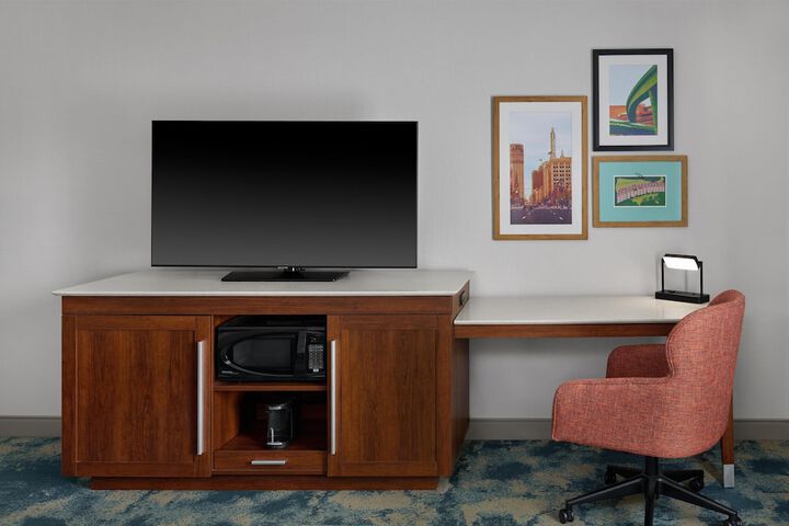 Hampton Inn & Suites Detroit / Troy