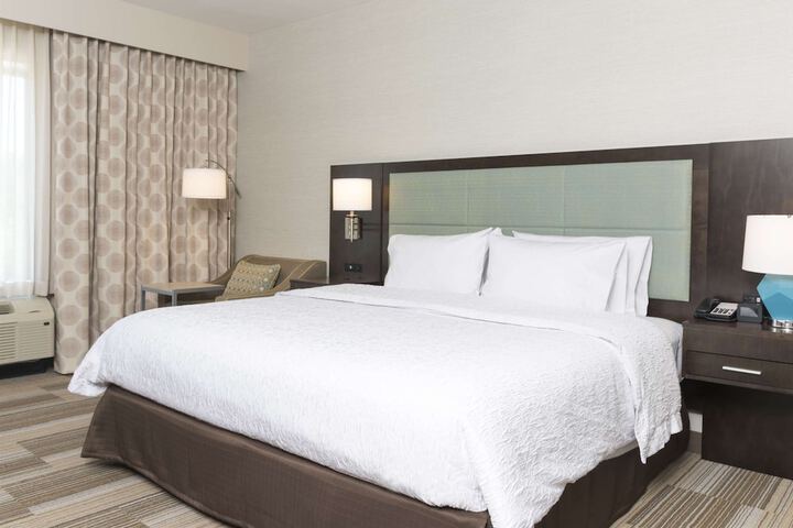 Room 20 of 28