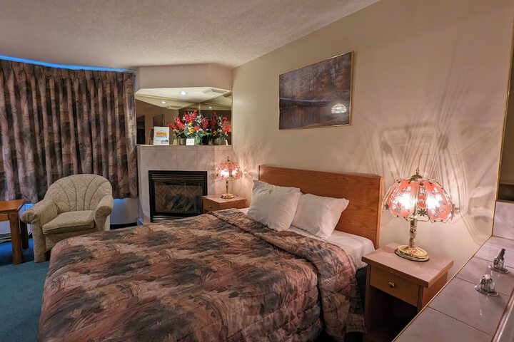 Room 43 of 82