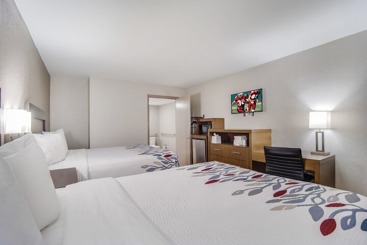 Room 26 of 33