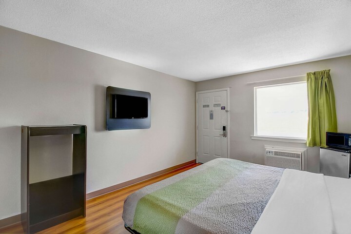 Room 19 of 41