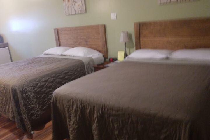 Room 21 of 48
