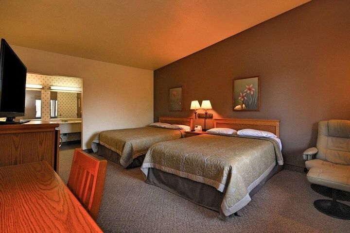 Room 25 of 34
