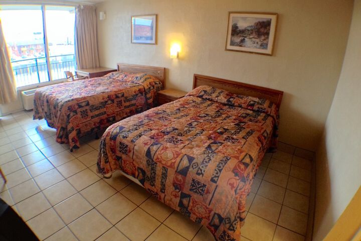 Room 19 of 50