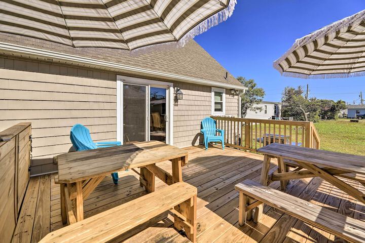 the Willowberry House With Deck & Grill!