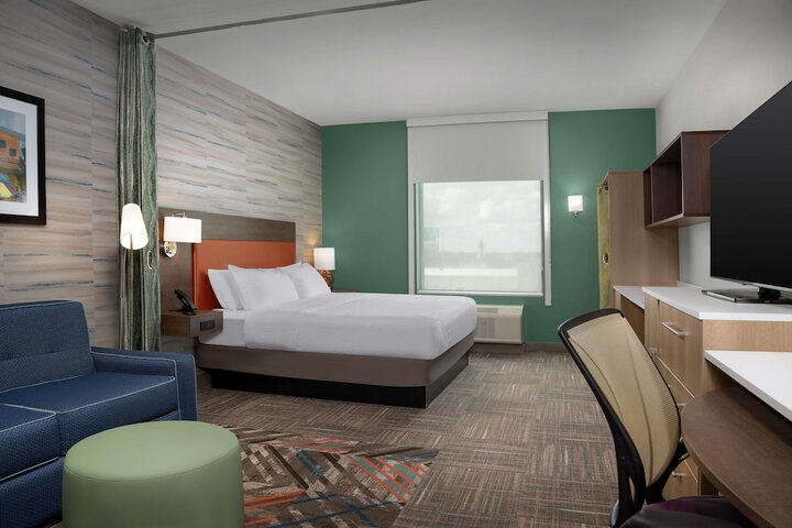 Room 18 of 30