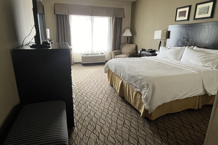 Room 22 of 34