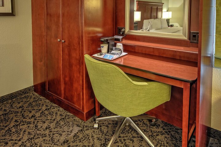 Hampton Inn by Hilton Charlotte / Matthews