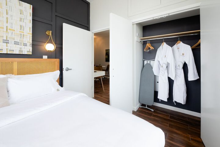 Room 15 of 42