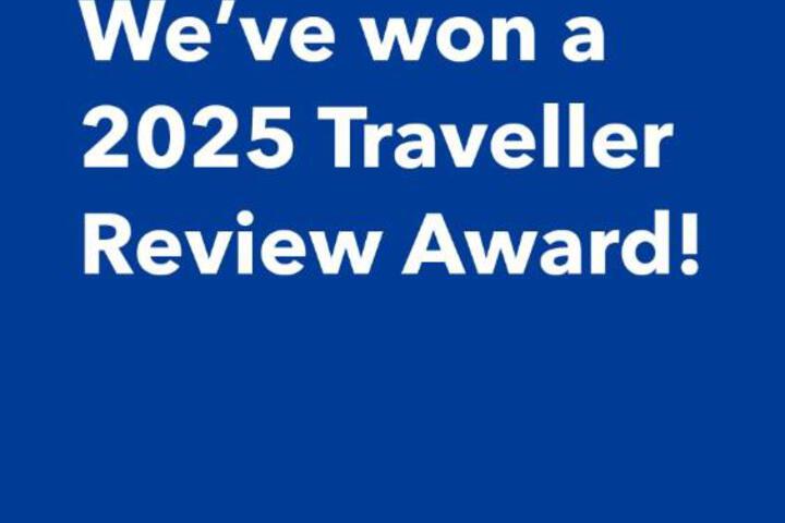 The Elegant & Cozy Retreat