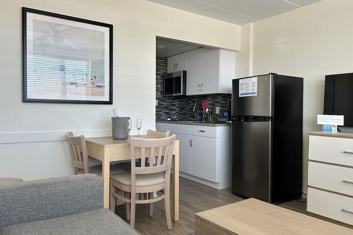 Esplanade Suites a Sundance Vacations Property